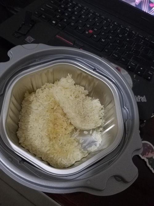 自热米饭视频,一袋解决饥饿，一锅烹饪美味